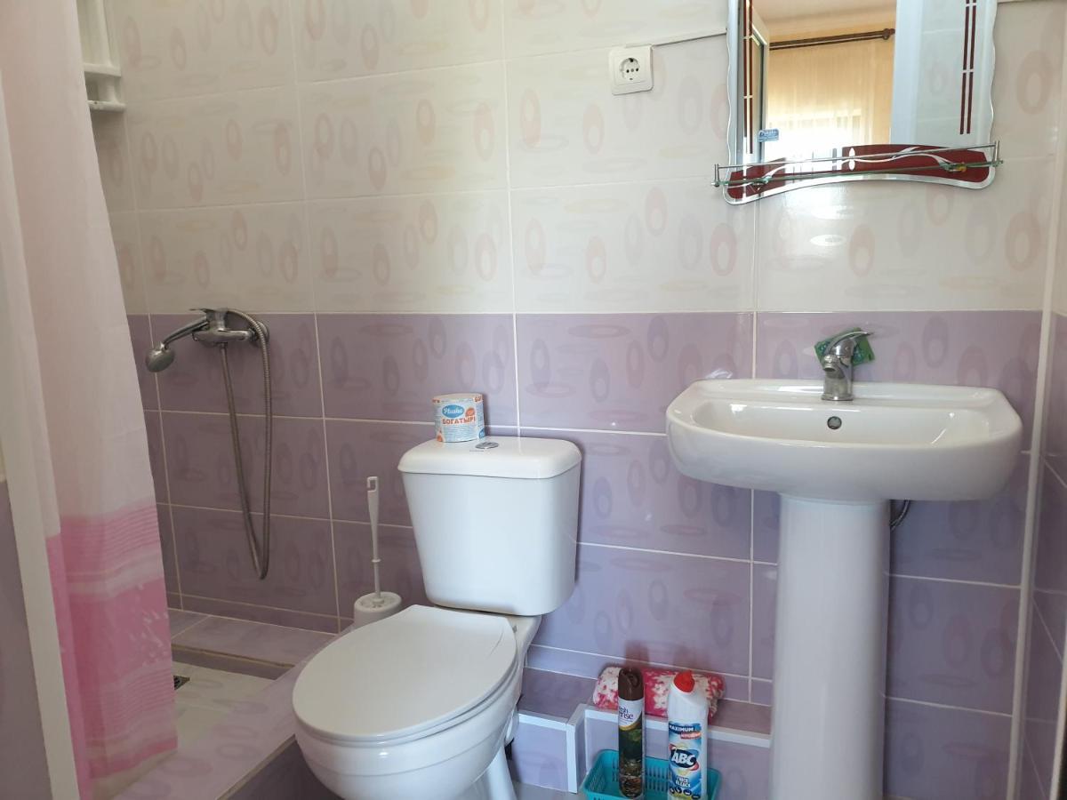 Guest House Lykhny 加格拉 外观 照片