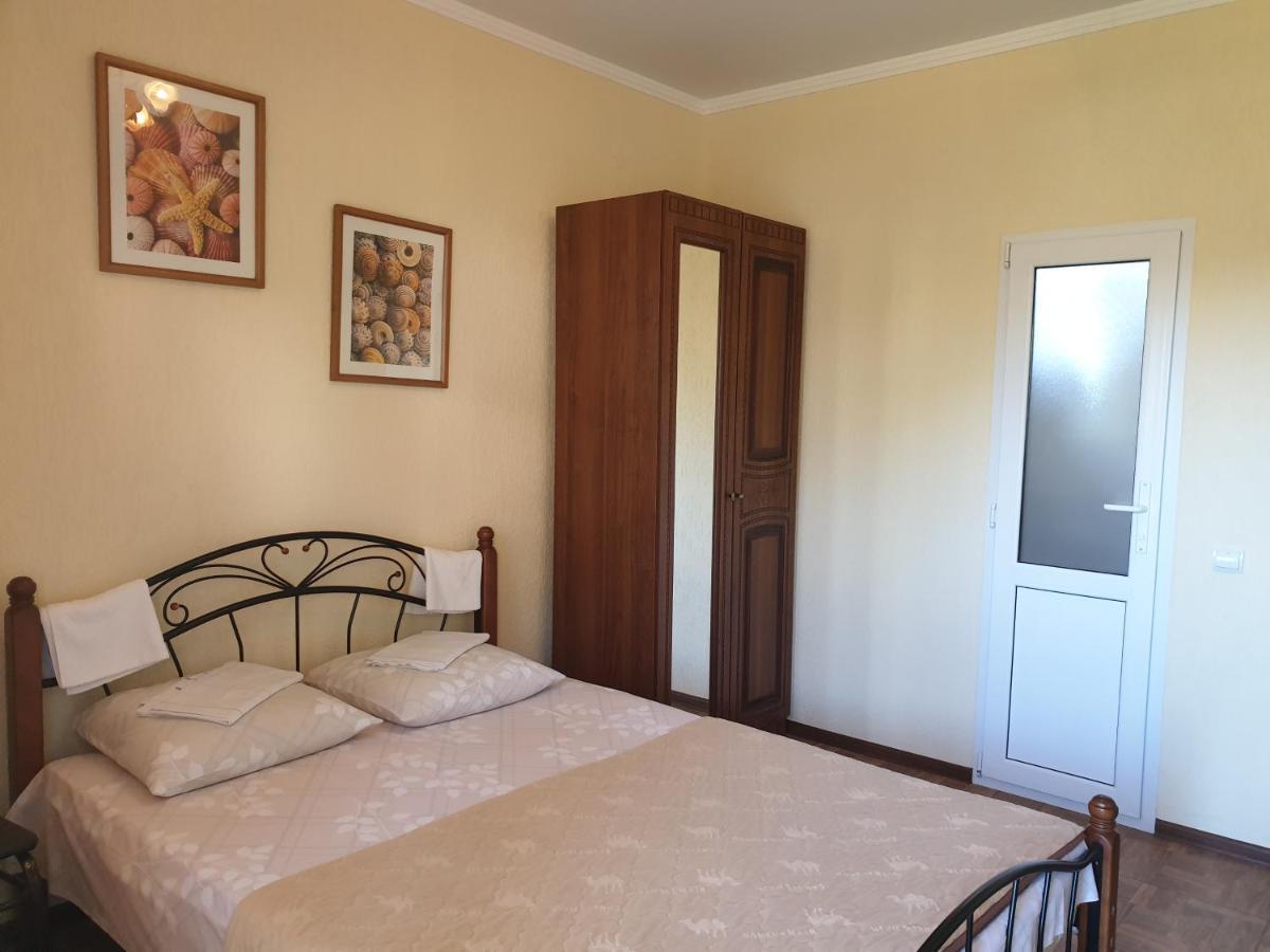 Guest House Lykhny 加格拉 外观 照片